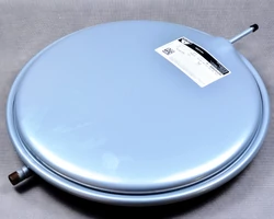 Tágulási tartály 6L