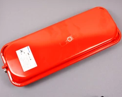 Tágulási tartály 8L