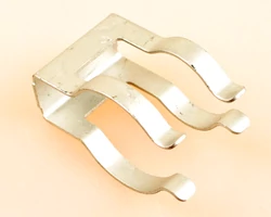 Hőcserélő rögzítő klipsz